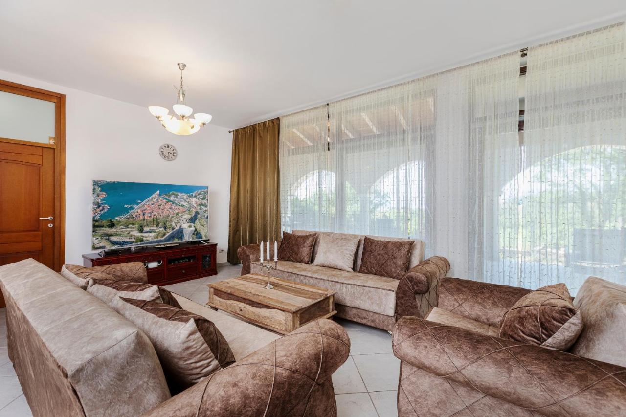 Villa Forest Kotor Ngoại thất bức ảnh