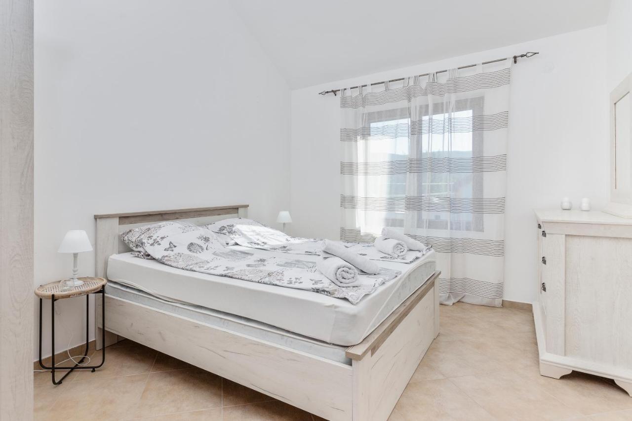 Villa Forest Kotor Ngoại thất bức ảnh