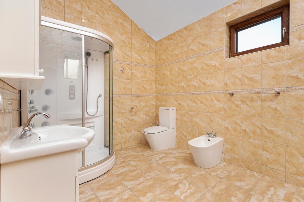Villa Forest Kotor Ngoại thất bức ảnh