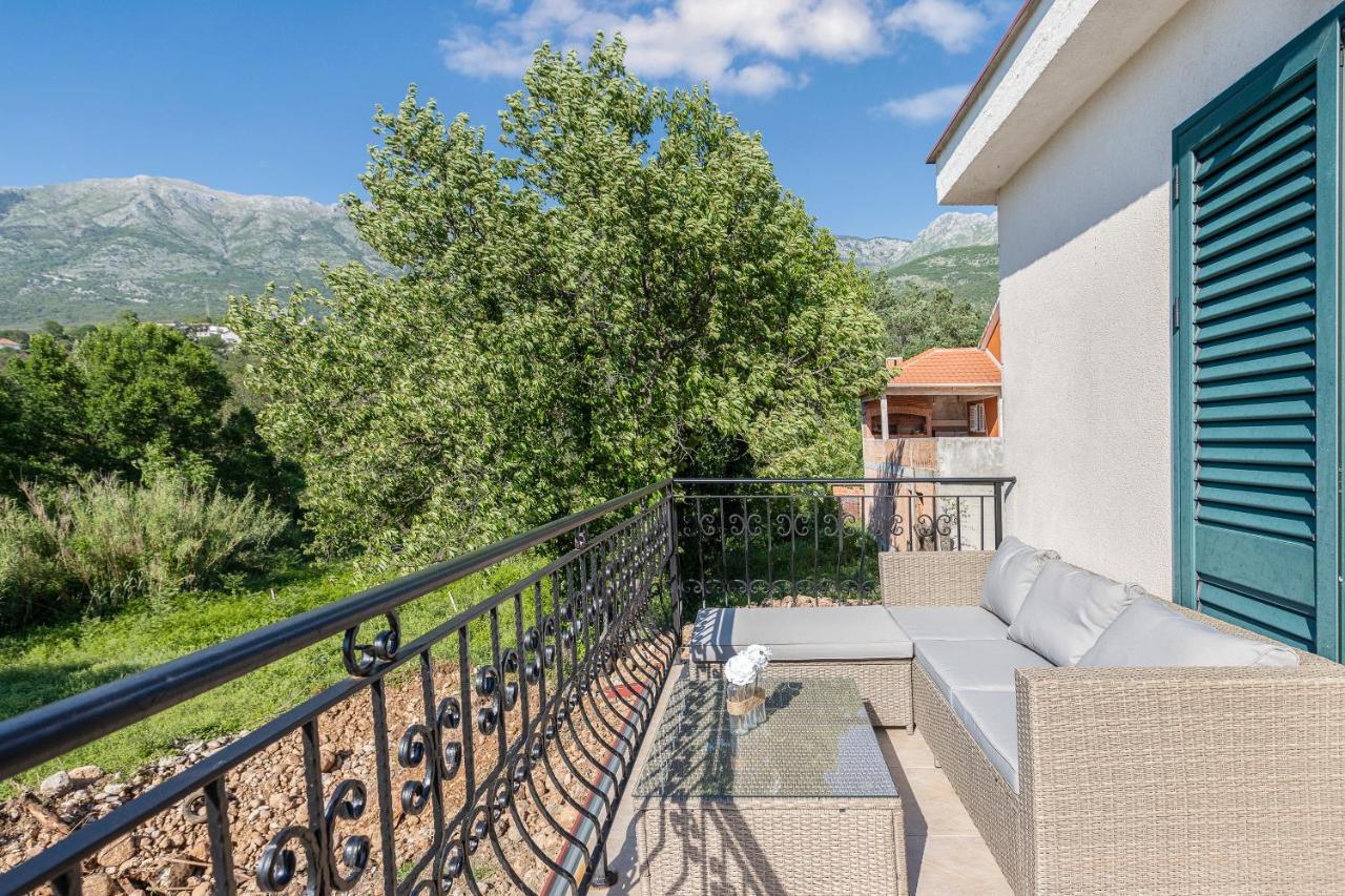 Villa Forest Kotor Ngoại thất bức ảnh