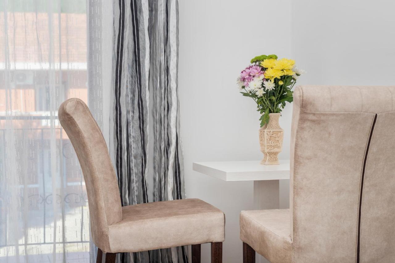 Villa Forest Kotor Ngoại thất bức ảnh