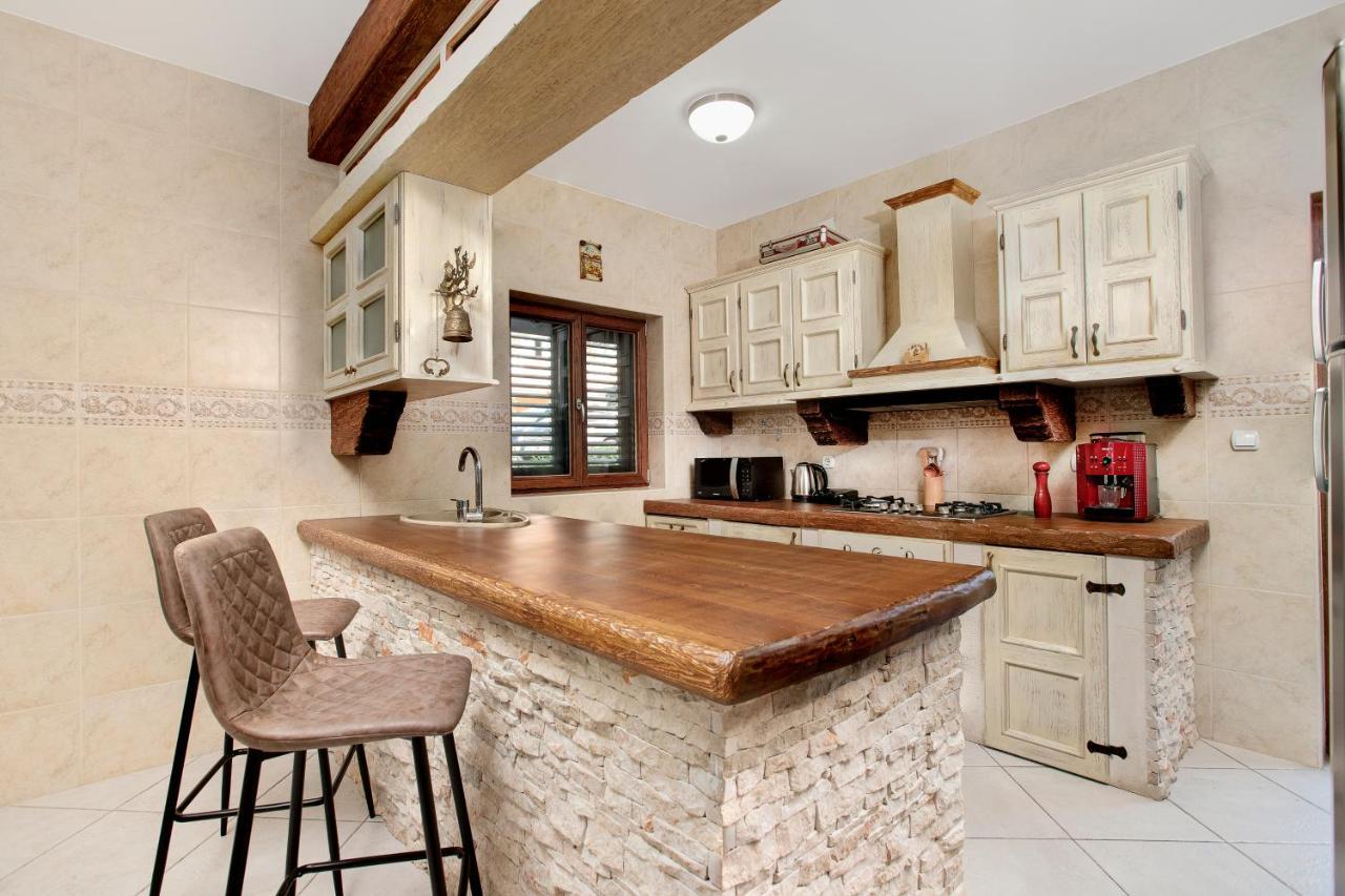 Villa Forest Kotor Ngoại thất bức ảnh